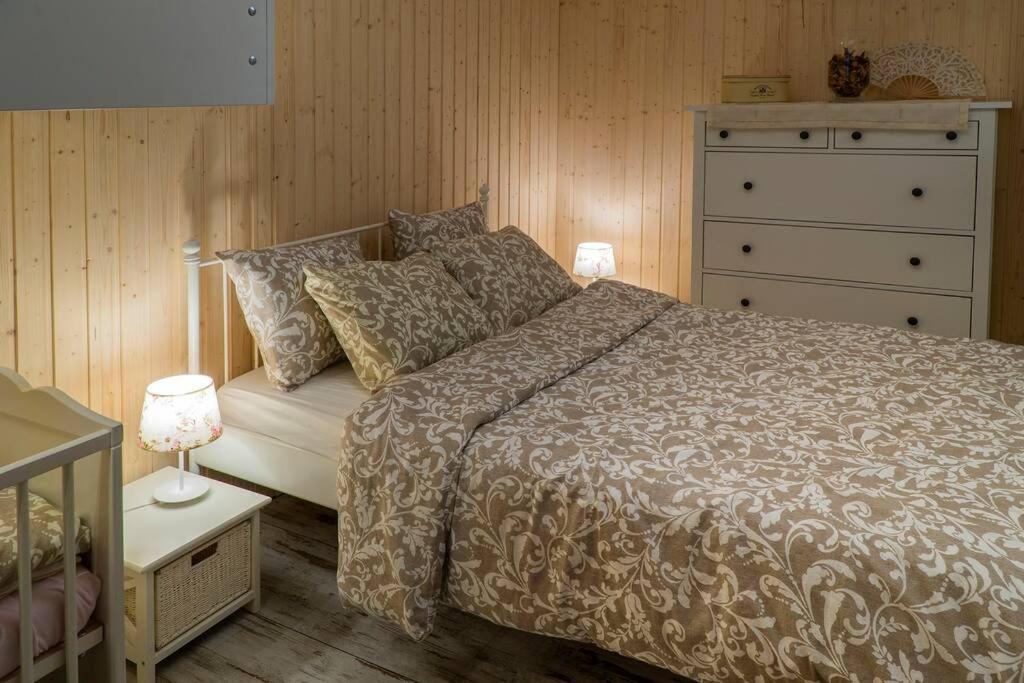 בויניצה Provensalsky Rodinny Apartman Mandolina מראה חיצוני תמונה